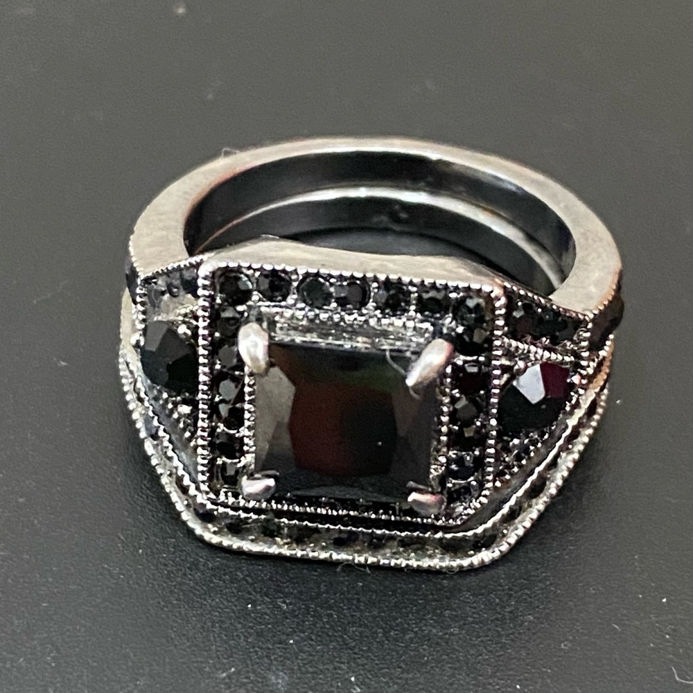 2-pc Black Simulated CZ Stone Engagement Ring Set Size 7